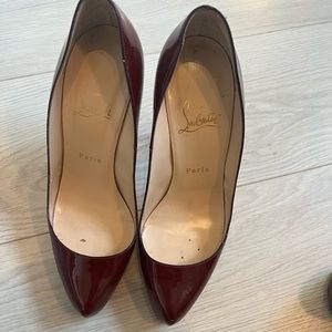 Christian louboutin size 39 maroon pump